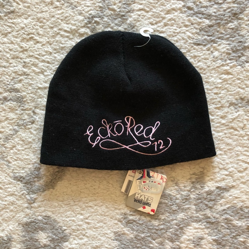 Black & pink Eckō Red knit beanie hat - Picture 6 of 6